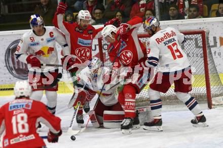 EBEL. Eishockey Bundesliga. KAC gegen	EC Red Bull Salzburg. Andrew Jacob Kozek, Nicholas Eric Petersen,  (KAC), Matthias Trattnig, Stephen Michalek, Michael Schiechl (Salzburg). Klagenfurt, am 12.2.2019.
Foto: Kuess

---
pressefotos, pressefotografie, kuess, qs, qspictures, sport, bild, bilder, bilddatenbank