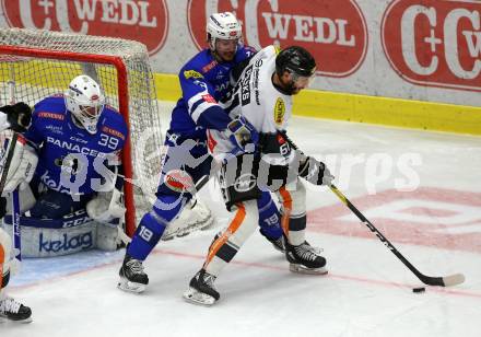 EBEL. Eishockey Bundesliga. EC VSV gegen DEC Dornbirn Bulldogs.  Dan Bakala, Stefan Bacher,  (VSV), Michael Parks (Dornbirn). Villach, am 24.2.2019.
Foto: Kuess 


---
pressefotos, pressefotografie, kuess, qs, qspictures, sport, bild, bilder, bilddatenbank