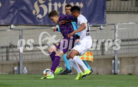 Fussball. 2. Liga. âSK Austria Klagenfurt gegen FC Juniors OOE. Benedikt Pichler, 	 (Klagenfurt), Andres Alberto Andrade Cedeno (FC Juniors OOE). Klagenfurt, 29.3.2019.
Foto: Kuess
---
pressefotos, pressefotografie, kuess, qs, qspictures, sport, bild, bilder, bilddatenbank