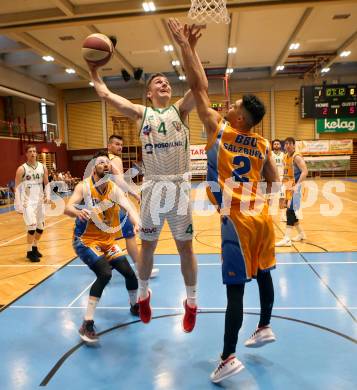 Basketball 2. Bundesliga. Play Down 3. Runde. KOS Celovec gegen BBU Salzburg. Jan Razdevsek,  (KOS), Adrian Mitchell (BBU Salzburg). Klagenfurt, am 30.3.2019.
Foto: Kuess
---
pressefotos, pressefotografie, kuess, qs, qspictures, sport, bild, bilder, bilddatenbank