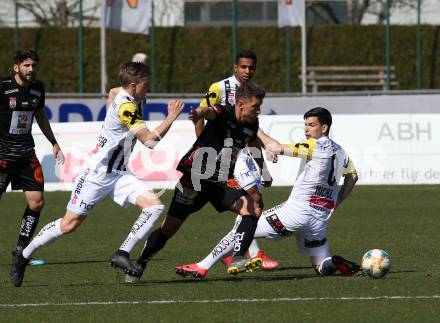 Fussball tipico Bundesliga. RZ Pellets WAC gegen LASK. Christopher Wernitznig, (WAC),  Philipp Wiesinger, Peter Michorl  (LASK). Wolfsberg, am 23.2.2019.
Foto: Kuess

---
pressefotos, pressefotografie, kuess, qs, qspictures, sport, bild, bilder, bilddatenbank