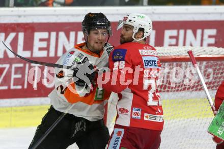 EBEL. Eishockey Bundesliga. KAC gegen	Moser Medical Graz99ers. Martin Schumnig,  (KAC), Ty Loney (Graz). Klagenfurt, am 31.3.2019.
Foto: Kuess

---
pressefotos, pressefotografie, kuess, qs, qspictures, sport, bild, bilder, bilddatenbank