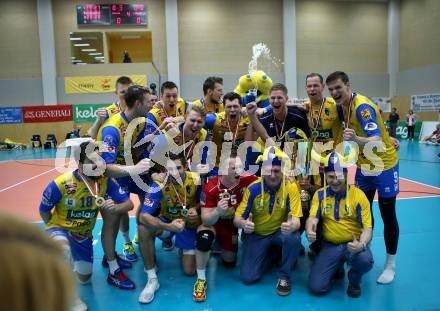 Volleyball. AVL Finale. SK Posojilnica Aich/Dob gegen SG Union Raiffeisen Waldviertel. Meisterjubel (Aich/Dob). Bleiburg, 24.4.2019.
Foto: Kuess
---
pressefotos, pressefotografie, kuess, qs, qspictures, sport, bild, bilder, bilddatenbank