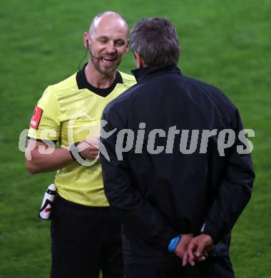 Fussball. 2. Liga. âSK Austria Klagenfurt gegen FAC Wien. Schiedsrichter Oliver Drachta, Trainer Robert Micheu (Klagenfurt). Klagenfurt, 26.4.2019.
Foto: Kuess
---
pressefotos, pressefotografie, kuess, qs, qspictures, sport, bild, bilder, bilddatenbank