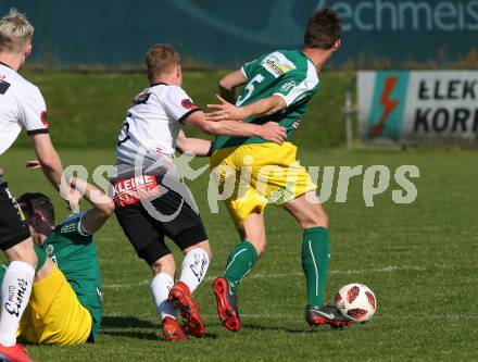 Fussball. Regionalliga. WAC Amateure gegen UVB Voecklamarkt. Kai Lukas Stratznig,  (WAC), Thomas Loeffler (Voecklamarkt). Wolfsberg, 20.4.2019.
Foto: Kuess
---
pressefotos, pressefotografie, kuess, qs, qspictures, sport, bild, bilder, bilddatenbank