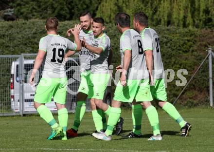 Fussball 2. Klasse C. Himmelberg gegen Gurk.  Torjubel   (Gurk). Himmelberg, am 27.4.2019.
Foto: Kuess
---
pressefotos, pressefotografie, kuess, qs, qspictures, sport, bild, bilder, bilddatenbank