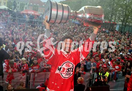 EBEL. Eishockey Bundesliga. Meisterfeier KAC.   David Joseph Fischer. Klagenfurt, am 29.4.2019.
Foto: Kuess
---
pressefotos, pressefotografie, kuess, qs, qspictures, sport, bild, bilder, bilddatenbank