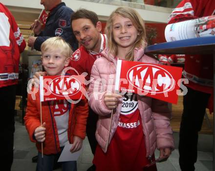 EBEL. Eishockey Bundesliga. Meisterfeier KAC.   Thomas Koch. Klagenfurt, am 29.4.2019.
Foto: Kuess
---
pressefotos, pressefotografie, kuess, qs, qspictures, sport, bild, bilder, bilddatenbank