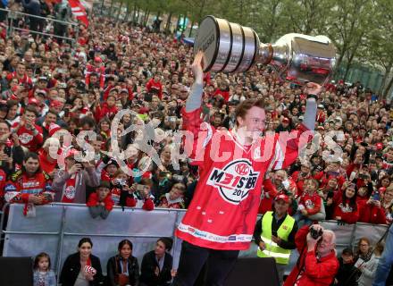 EBEL. Eishockey Bundesliga. Meisterfeier KAC.   Michael Kernberger. Klagenfurt, am 29.4.2019.
Foto: Kuess
---
pressefotos, pressefotografie, kuess, qs, qspictures, sport, bild, bilder, bilddatenbank