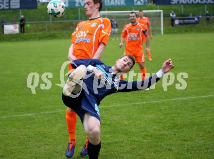 Fussball Unterliga Ost. Ludmannsdorf gegen Eisenkappel. Thomas Bradatsch,  (Ludmannsdorf),  Raphael Sadovnik (Eisenkappel). Ludmannsdorf, am 19.5.2018.
Foto: Kuess
---
pressefotos, pressefotografie, kuess, qs, qspictures, sport, bild, bilder, bilddatenbank