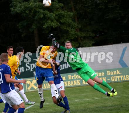 Fussball Uniqa OEFB Cup. Treibach gegen WSG Swarowski Tirol. Rene Obmann,  (Treibach), Stefan Hager (Tirol). Treibach, am 19.7.2019.
Foto: Kuess
www.qspictures.net
---
pressefotos, pressefotografie, kuess, qs, qspictures, sport, bild, bilder, bilddatenbank