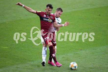 Fussball tipico Bundesliga. RZ Pellets WAC gegen Cashpoint SCR Altach.  Michael Sollbauer,  (WAC), Mergim Berisha (Altach). Wolfsberg, am 24.8.2019.
Foto: Kuess
www.qspictures.net

---
pressefotos, pressefotografie, kuess, qs, qspictures, sport, bild, bilder, bilddatenbank