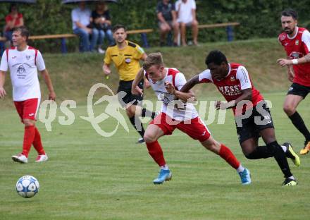 Fussball. Kaerntner Liga. Ferlach Atus gegen Spittal/Drau. Hannes Marcel Schwarz  (Ferlach),   Rashidi Mohamed Udikaluka (Spittal). Ferlach, 24.8.2019.
Foto: Kuess
www.qspictures.net
---
pressefotos, pressefotografie, kuess, qs, qspictures, sport, bild, bilder, bilddatenbank