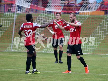 Fussball. Kaerntner Liga. Ferlach Atus gegen Spittal/Drau.  Torjubel Daniel Urbas, Rashidi Mohamed Udikaluka, Michael Oberwinkler  (Spittal). Ferlach, 24.8.2019.
Foto: Kuess
www.qspictures.net
---
pressefotos, pressefotografie, kuess, qs, qspictures, sport, bild, bilder, bilddatenbank