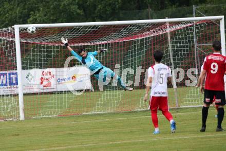 Fussball. Kaerntner Liga. Ferlach Atus gegen Spittal/Drau. Tor von Stephan Buergler (Ferlach), Florian Heindl (Spittal). Ferlach, 24.8.2019.
Foto: Kuess
www.qspictures.net
---
pressefotos, pressefotografie, kuess, qs, qspictures, sport, bild, bilder, bilddatenbank