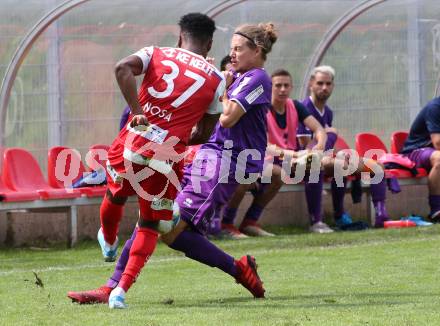 Fussball 2. Liga. SK Austra Klagenfurt gegen FC Blau Weiss Linz. Patrick Greil,  (Austria Klagenfurt), Nosa Iyobosa Edokpolor (Linz). Klagenfurt, am 25.8.2019.
Foto: Kuess
www.qspictures.net
---
pressefotos, pressefotografie, kuess, qs, qspictures, sport, bild, bilder, bilddatenbank