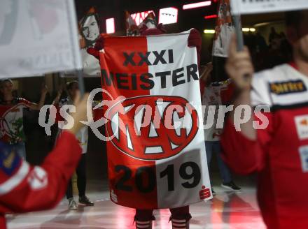 EBEL. Eishockey Bundesliga. KAC gegen	Hydro Fehervar AV 19. Meisterfahne (KAC). Klagenfurt, am 13.9.2019.
Foto: Kuess
www.qspictures.net

---
pressefotos, pressefotografie, kuess, qs, qspictures, sport, bild, bilder, bilddatenbank