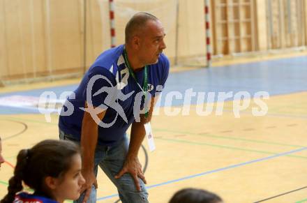 Handball Frauen Bundesliga. SC Kelag Ferlach/Feldkirchen gegen UHC Muellner Bau Stockerau. Trainer Alen Mihalj (Ferlach/Feldkirchen). Ferlach, am 14.9.2019.
Foto: Kuess
www.qspictures.net
---
pressefotos, pressefotografie, kuess, qs, qspictures, sport, bild, bilder, bilddatenbank