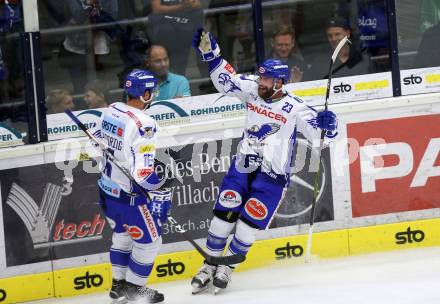 EBEL. Eishockey Bundesliga. EC VSV gegen HCB Suedtirol Alperia.  Torjubel Schlacher Markus, Spannring Patrick, (VSV). Villach, am 15.9.2019.
Foto: Kuess
www.qspictures.net
---
pressefotos, pressefotografie, kuess, qs, qspictures, sport, bild, bilder, bilddatenbank