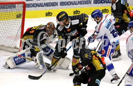 EBEL. Eishockey Bundesliga. EC VSV gegen spusu Vienna Capitals.  Nico Brunner (VSV), Ryan Zapolski, Patrick Peter (Vienna Capitals). Villach, am 20.9.2019.
Foto: Kuess
www.qspictures.net
---
pressefotos, pressefotografie, kuess, qs, qspictures, sport, bild, bilder, bilddatenbank