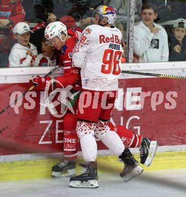 EBEL. Eishockey Bundesliga. KAC gegen	EC Red Bull Salzburg. Michael Kernberger,  (KAC), Mario Huber (Salzburg). Klagenfurt, am 22.9.2019.
Foto: Kuess
www.qspictures.net

---
pressefotos, pressefotografie, kuess, qs, qspictures, sport, bild, bilder, bilddatenbank