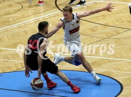 Basketball 2. Bundesliga. Grunddurchgang 1. Runde. Woerthersee Piraten gegen Mistelbach Mustangs. Lukas Simoner,  (Piraten), Julian Alper (Mustangs). Klagenfurt, am 21.9.2019.
Foto: Kuess
www.qspictures.net

---
pressefotos, pressefotografie, kuess, qs, qspictures, sport, bild, bilder, bilddatenbank