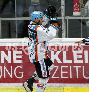 EBEL. Eishockey Bundesliga. KAC gegen	EHC Liwest Black Wings Linz. Torjubel  Schofield Rick (Linz). Klagenfurt, am 29.9.2019.
Foto: Kuess
www.qspictures.net

---
pressefotos, pressefotografie, kuess, qs, qspictures, sport, bild, bilder, bilddatenbank