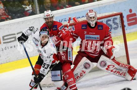 EBEL. Eishockey Bundesliga. KAC gegen	HC Orli Znojmo. David Madlener, David Fischer,  (KAC), Radim Matus (Znojmo). Klagenfurt, am 25.10.2019.
Foto: Kuess
www.qspictures.net

---
pressefotos, pressefotografie, kuess, qs, qspictures, sport, bild, bilder, bilddatenbank