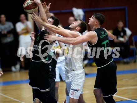 Basketball Zweite Liga 2019/2020. Grunddurchgang 6. Runde. Woerthersee Piraten gegen Deutsch Wagram Alligators. Maximilian Kunovjanek (Piraten), Paul Rotter, Marko Goranovic (Alligators). Klagenfurt, am 26.10.2019.
Foto: Kuess
www.qspictures.net

---
pressefotos, pressefotografie, kuess, qs, qspictures, sport, bild, bilder, bilddatenbank