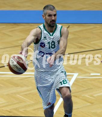 Basketball Zweite Liga 2019/2020. Grunddurchgang 9. Runde. KOS Celovec gegen  Guessing/Jennersdorf Blackbirds 	.  Ales Primc (KOS Celovec). Klagenfurt, am 9.11.2019.
Foto: Kuess
www.qspictures.net

---
pressefotos, pressefotografie, kuess, qs, qspictures, sport, bild, bilder, bilddatenbank