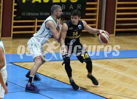 Basketball Zweite Liga 2019/2020. Grunddurchgang 9. Runde. KOS Celovec gegen  Guessing/Jennersdorf Blackbirds 	.  Ales Primc, (KOS Celovec),  Christoph Astl  (Blackbirds). Klagenfurt, am 9.11.2019.
Foto: Kuess
www.qspictures.net

---
pressefotos, pressefotografie, kuess, qs, qspictures, sport, bild, bilder, bilddatenbank