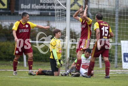 Fussball Unterliga West. Radenthein gegen Lienz. Torjubel Matic Volcic, Lukas Fruehauf, Mario Steiner  (Radenthein). Radenthein, am 2.11.2019.
Foto: Kuess
www.qspictures.net

---
pressefotos, pressefotografie, kuess, qs, qspictures, sport, bild, bilder, bilddatenbank