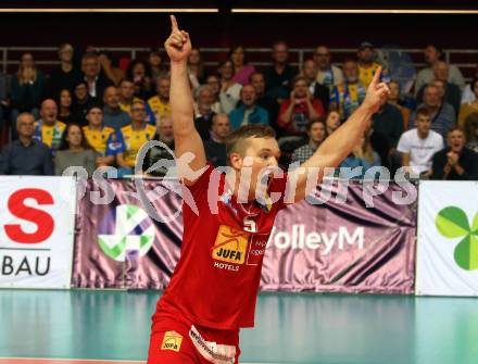 Volleyball. CEV Champions League Volley 2020 Men. SK Zadruga Aich/Dob gegen HAOK Mladost Zageb. Jubel Manuel Steiner (Aich/Dob). Klagenfurt, am 13.11.2019.
Foto: Kuess
www.qspictures.net
Foto: Kuess
---
pressefotos, pressefotografie, kuess, qs, qspictures, sport, bild, bilder, bilddatenbank