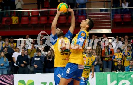 Volleyball. CEV Champions League Volley 2020 Men. SK Zadruga Aich/Dob gegen HAOK Mladost Zageb. Jure Kasnik, Filip Palgut (Aich/Dob). Klagenfurt, am 13.11.2019.
Foto: Kuess
www.qspictures.net
Foto: Kuess
---
pressefotos, pressefotografie, kuess, qs, qspictures, sport, bild, bilder, bilddatenbank