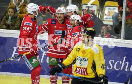 EBEL. Eishockey Bundesliga. KAC gegen	Vienna Capitals. Torjubel Manuel Ganahl, Johannes Bischofberger, Thomas Hundertpfund, Adam Comrie (KAC). Klagenfurt, am 15.11.2019.
Foto: Kuess
www.qspictures.net

---
pressefotos, pressefotografie, kuess, qs, qspictures, sport, bild, bilder, bilddatenbank