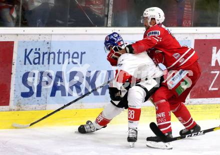 EBEL. Eishockey Bundesliga. KAC gegen HC TWK Innsbruck. David Joseph Fischer (KAC), Miha Zajc (HC Innsbruck). Klagenfurt, am 17.11.2019.
Foto: Kuess
www.qspictures.net

---
pressefotos, pressefotografie, kuess, qs, qspictures, sport, bild, bilder, bilddatenbank