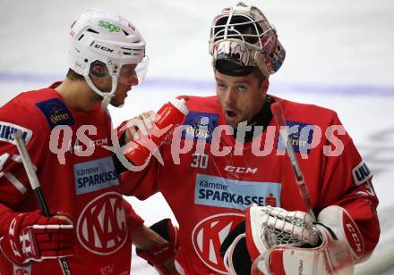 EBEL. Eishockey Bundesliga. KAC gegen HC TWK Innsbruck.  Adam Comrie, Lars Haugen (KAC). Klagenfurt, am 17.11.2019.
Foto: Kuess
www.qspictures.net

---
pressefotos, pressefotografie, kuess, qs, qspictures, sport, bild, bilder, bilddatenbank