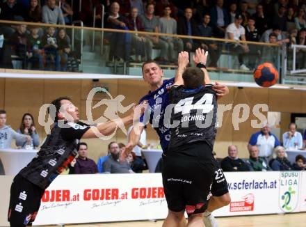 HLA. Handball Bundesliga. SC Kelag Ferlach gegen Sparkasse Schwaz Handball Tirol. Rok Golcar (Ferlach), Alexander Wanitschek, Dario Lochner (Schwaz). Ferlach, am 23.11.2019.
Foto: Kuess
www.qspictures.net

---
pressefotos, pressefotografie, kuess, qs, qspictures, sport, bild, bilder, bilddatenbank