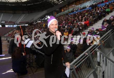 SK Austria Klagenfurt. Mitsing-Konzert. Kaernten singt Weihnachtslieder.  Christian Rosenzopf. Klagenfurt, am 1.12.2019.
Foto: Kuess
www.qspictures.net
---
pressefotos, pressefotografie, kuess, qs, qspictures, sport, bild, bilder, bilddatenbank