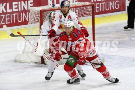 EBEL. Eishockey Bundesliga. KAC gegen	EC Red Bull Salzburg. Johannes Bischofberger, (KAC), Brent Regner  (Salzburg). Klagenfurt, am 6.12.2019.
Foto: Kuess
www.qspictures.net

---
pressefotos, pressefotografie, kuess, qs, qspictures, sport, bild, bilder, bilddatenbank