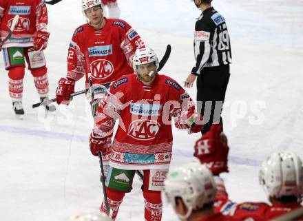 EBEL. Eishockey Bundesliga. KAC gegen	EC Red Bull Salzburg. Torjubel Johannes Bischofberger,  Clemens Unterweger (KAC). Klagenfurt, am 6.12.2019.
Foto: Kuess
www.qspictures.net

---
pressefotos, pressefotografie, kuess, qs, qspictures, sport, bild, bilder, bilddatenbank