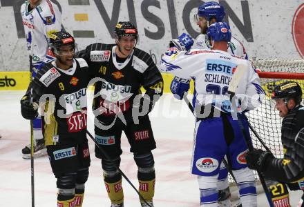 EBEL. Eishockey Bundesliga. EC VSV gegen spusu Vienna Capitals.  Torjubel Mike Zalewski, Ali Wukovits  (Vienna Capitals). Villach, am 8.12.2019.
Foto: Kuess
www.qspictures.net
---
pressefotos, pressefotografie, kuess, qs, qspictures, sport, bild, bilder, bilddatenbank