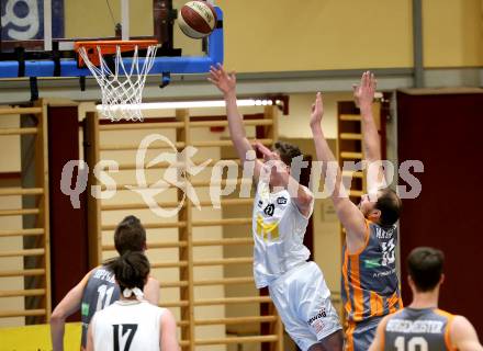 Basketball OEBV Cup. Austria Cup. Woerthersee Piraten gegen Klosterneuburg Dukes. Tevz Ruzic (Piraten), Christoph Jakubowski (Klosterneuburg). Klagenfurt, am 11.12.2019.
Foto: Kuess
www.qspictures.net

---
pressefotos, pressefotografie, kuess, qs, qspictures, sport, bild, bilder, bilddatenbank