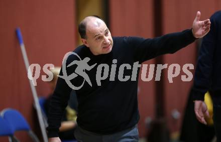 Basketball OEBV Cup. Austria Cup. Woerthersee Piraten gegen Klosterneuburg Dukes. Trainer Jovanovic Goran (Piraten). Klagenfurt, am 11.12.2019.
Foto: Kuess
www.qspictures.net

---
pressefotos, pressefotografie, kuess, qs, qspictures, sport, bild, bilder, bilddatenbank