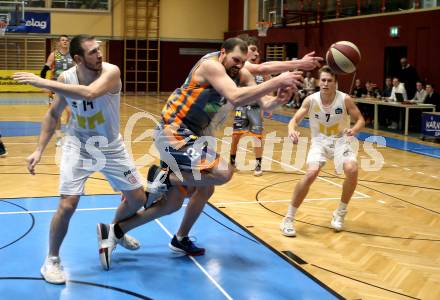 Basketball OEBV Cup. Austria Cup. Woerthersee Piraten gegen Klosterneuburg Dukes. Maximilian Kunovjanek, Tevz Ruzic, Lukas Simoner (Piraten), Christoph Jakubowski (Klosterneuburg). Klagenfurt, am 11.12.2019.
Foto: Kuess
www.qspictures.net

---
pressefotos, pressefotografie, kuess, qs, qspictures, sport, bild, bilder, bilddatenbank