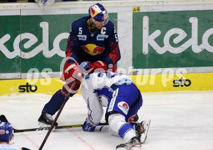 EBEL. Eishockey Bundesliga. EC VSV gegen EC Red Bull Salzburg.  Miika Lahti,  (VSV), Thomas Raffl (Salzburg). Villach, am 13.12.2019.
Foto: Kuess
www.qspictures.net
---
pressefotos, pressefotografie, kuess, qs, qspictures, sport, bild, bilder, bilddatenbank