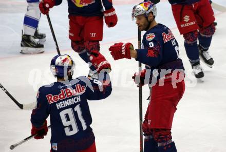 EBEL. Eishockey Bundesliga. EC VSV gegen EC Red Bull Salzburg. Torjubel Dominique Heinrich, Thomas Raffl (Salzburg). Villach, am 13.12.2019.
Foto: Kuess
www.qspictures.net
---
pressefotos, pressefotografie, kuess, qs, qspictures, sport, bild, bilder, bilddatenbank