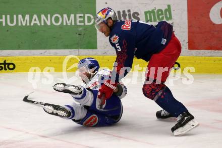 EBEL. Eishockey Bundesliga. EC VSV gegen EC Red Bull Salzburg.  Jerry Pollastrone, (VSV), Thomas Raffl  (Salzburg). Villach, am 13.12.2019.
Foto: Kuess
www.qspictures.net
---
pressefotos, pressefotografie, kuess, qs, qspictures, sport, bild, bilder, bilddatenbank