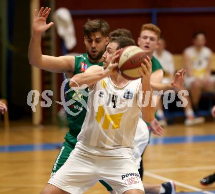 Basketball Zweite Liga 2019/2020. Grunddurchgang 14. Runde. Woerthersee Piraten gegen Dornbirn Lions. Maximilian Kunovjanek,  (Piraten), Adrian Sanchez Rodriguez (Dornbirn). Klagenfurt, am 14.12.2019.
Foto: Kuess
www.qspictures.net

---
pressefotos, pressefotografie, kuess, qs, qspictures, sport, bild, bilder, bilddatenbank