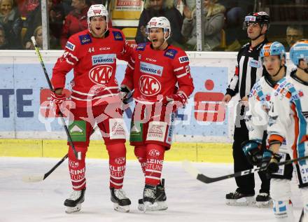 EBEL. Eishockey Bundesliga. KAC gegen	EHC Liwest Black Wings Linz. Torjubel Adam Comrie, Manuel Geier (KAC). Klagenfurt, am 15.12.2019.
Foto: Kuess
www.qspictures.net

---
pressefotos, pressefotografie, kuess, qs, qspictures, sport, bild, bilder, bilddatenbank